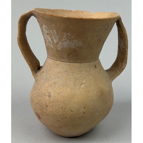 61 - A CHINESE NEOLITHIC POT PROBABLY QIJIA CULTURE CIRCA 2200-1600 BC