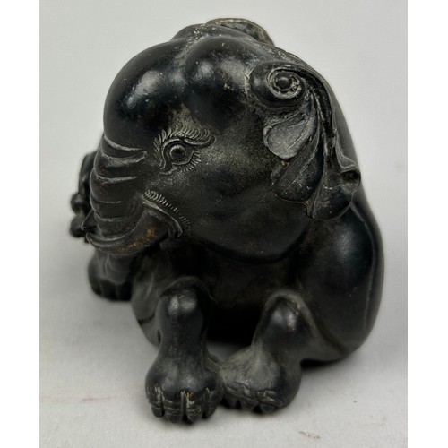 73 - A CHINESE BRONZE 'ELEPHANT' PAPERWEIGHT,

Late 19th/early 20th. 

10cm x 8cm 

For similar see Roseb... 