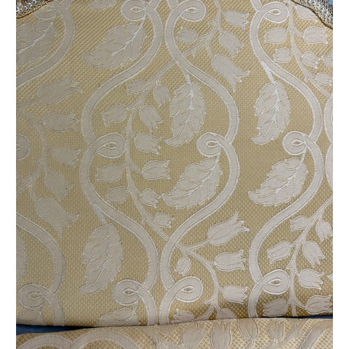 210 - A PAIR OF ZIMMER&ROHDE YELLOW DAMASK CURTAINS,

Lined and interlined full length hand sewn French he... 