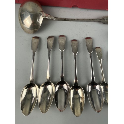 71 - A SILVER CUTLERY SET WITH THE HAILE FAMILY CREST, 

Consisting of forks, spoons, soup spoons, servin... 