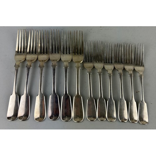 70 - A SET OF TWELVE SILVER FORKS,

Weight 750gms