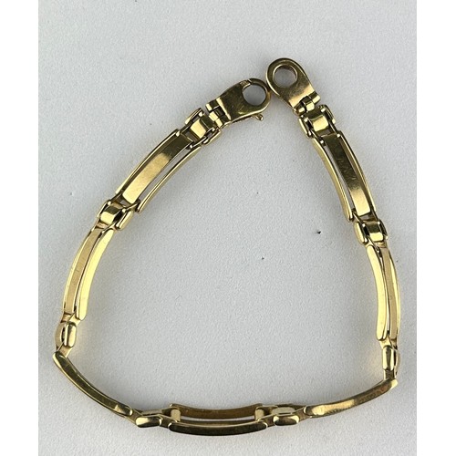 30 - A 9CT GOLD BRACELET, 10.8gms