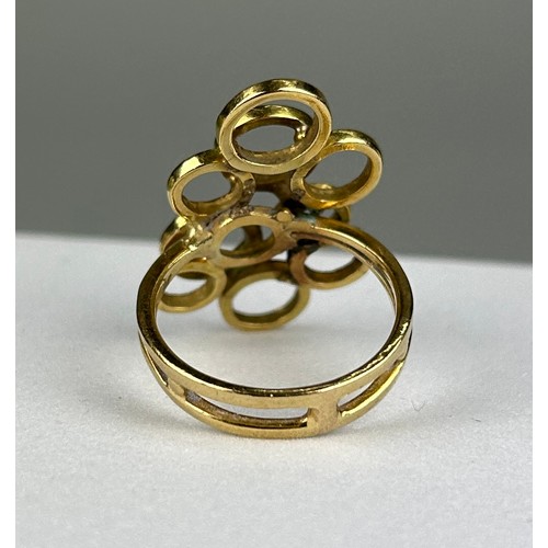 38 - A 14CT GOLD BUBBLE RING, together with a 14ct yellow gold ring, total weight: 12gms