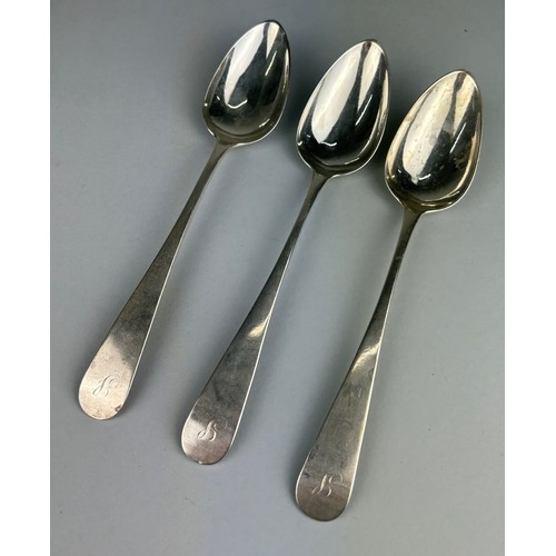 68 - A SET OF THREE GEORGE III SILVER TABLESPOONS BY JOHN ZEIGLER

Weight: 180gms