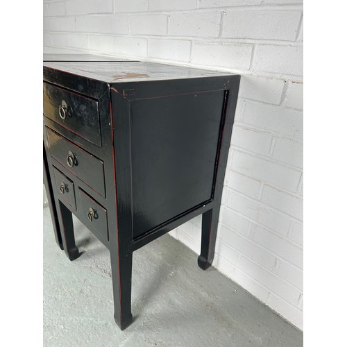 506 - A PAIR OF BLACK LACQUERED CHINESE DESIGN BEDSIDE TABLES POSSIBLY RETAILED BY OKA (2)