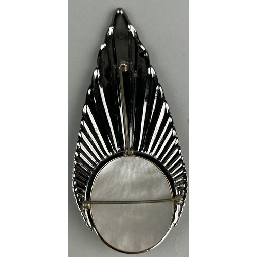 60 - A LIMITED EDITION SALVADOR DALI ART DECO DESIGN BLACK ONYX AND SILVER BROOCH BY ERTE, EDITION 6/200
... 