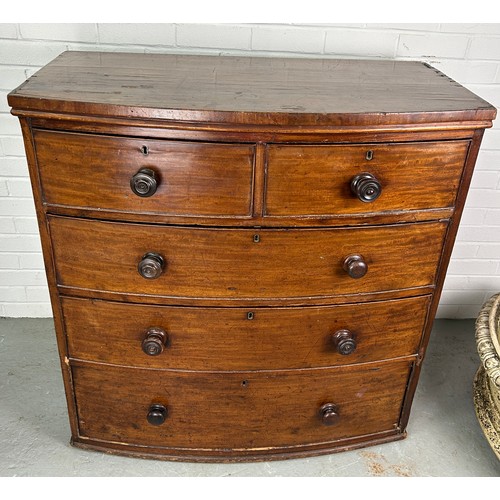 462 - A VICTORIAN MAHOGANY BOW FRONTED CHEST OF DRAWERS, 

106cm x 102cm x 51cm