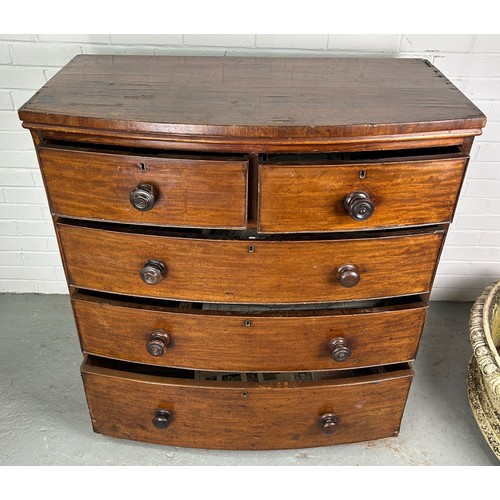 462 - A VICTORIAN MAHOGANY BOW FRONTED CHEST OF DRAWERS, 

106cm x 102cm x 51cm