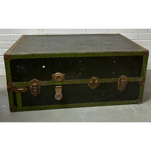 516 - A GENTLEMAN'S TRAVEL WARDROBE TRUNK WITH FITTED INTERIOR