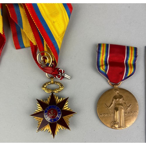 103 - A COLLECTION OF AMERICAN WORLD WAR II D-DAY NAVAL OFFICERS MEDALS BELONGING TO VIVIAN WHITEWRIGHT WA... 