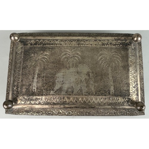 17 - A LARGE INDIAN SILVER BOX PRESENTED BY THE STAFF OF THE IMPERIAL BANK OF INDIA, COLOMBO BRANCH DATED... 