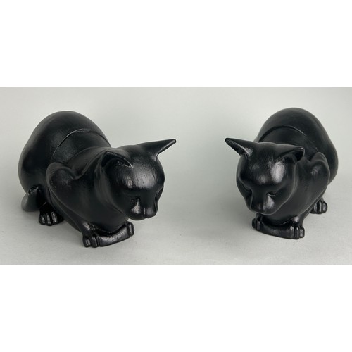 481 - A PAIR OF CAT BOOKENDS (2)