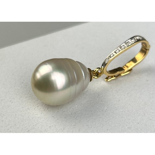 97 - A PEARL PENDANT WITH 18CT GOLD CLASP SET WITH DIAMONDS, 

Weight: 5.8gms