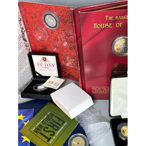 109 - A LARGE COLLECTION OF QEII SILVER PROOF AND GOLD PLATED PROOF COINS FOR JUBILEES AND OTHER MEMORIALS... 