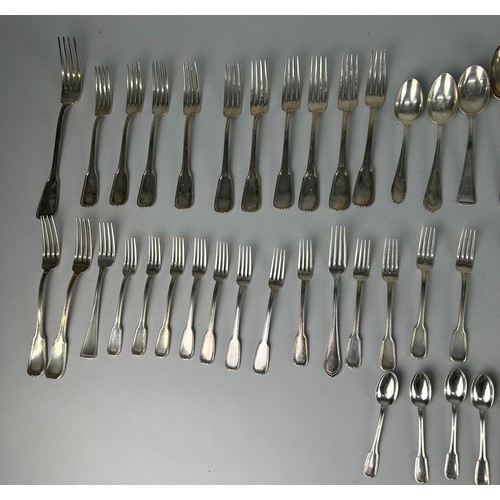 23 - A COLLECTION OF ITALIAN IVIANI TRIESTE 800 SILVER CUTLERY, 

Total weight: 3700gms