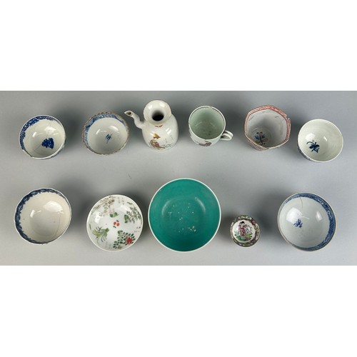 89 - A COLLECTION OF ELEVEN CHINESE AND CHINESE EXPORT PORCELAINS (11)

Including 19th century bowls, cup... 