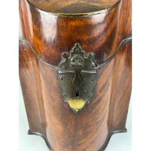 387 - A GEORGE III MAHOGANY KNIFE BOX, 

34cm x 22cm x 20cm 

The lid rising to reveal a fitted interior w... 