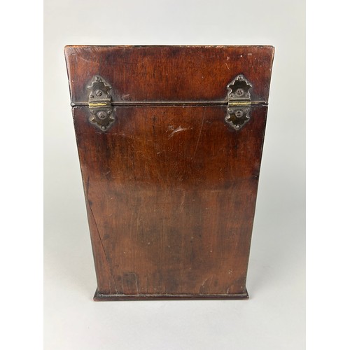 387 - A GEORGE III MAHOGANY KNIFE BOX, 

34cm x 22cm x 20cm 

The lid rising to reveal a fitted interior w... 