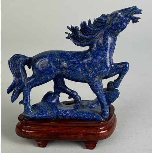 375 - A CHINESE LAPIS HORSE SCULPTURE ON STAND, 

10cm x 8cm