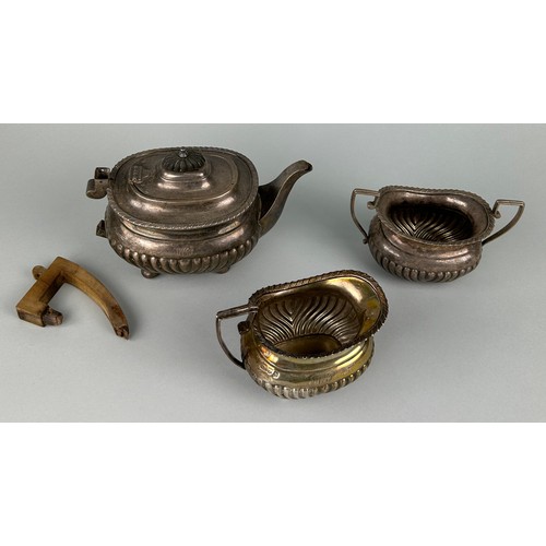 141 - A SILVER TEA POT MILK JUG AND SUGAR BOWL, 

Total weight: 820gms