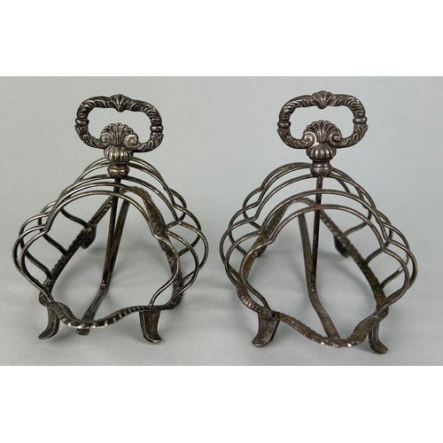 147 - A PAIR OF SILVER TOAST RACKS,

Total weight: 238gms