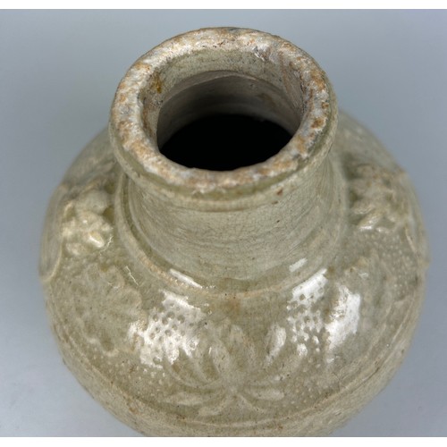 47 - A CHINESE MING DYNASTY OR EARLIER CELADON GLAZED VASE WITH LION HEAD HANDLES,

16cm x 13cm