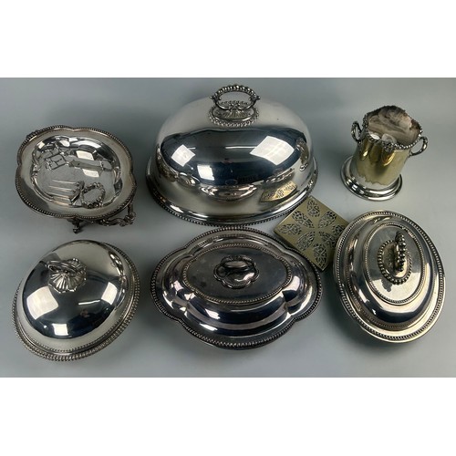 543 - A COLLECTION OF SILVER PLATED ITEMS TO INCLUDE: 

Round entree dish and cover, three oval entree dis... 