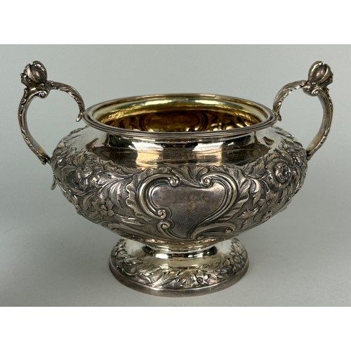 133 - A LARGE SILVER TEA SET MARKED OF IW POSSIBLY JOHN WALTON CIRCA 1830'S, 

Chased and repousse design ... 