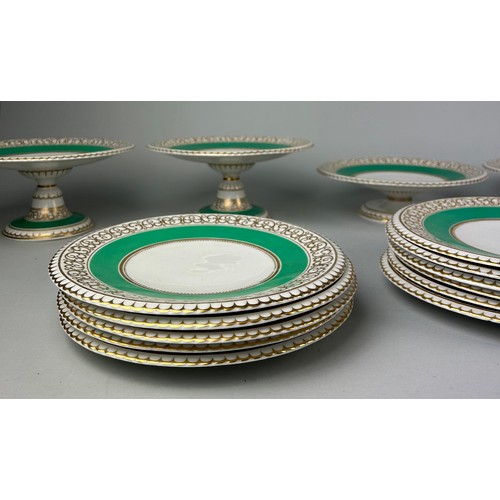 363 - A SET OF SIXTEEN 19TH CENTURY PORCELAIN PLATES AND FIVE CAKE STANDS (16) 

Decorated with green and ... 