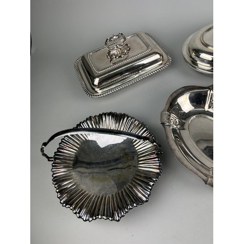 545 - A COLLECTION OF SILVER PLATED ITEMS, 

To include cake stands, dishes and serving dishes.