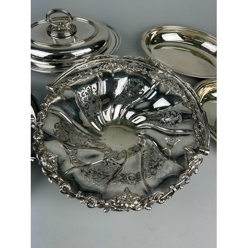 545 - A COLLECTION OF SILVER PLATED ITEMS, 

To include cake stands, dishes and serving dishes.