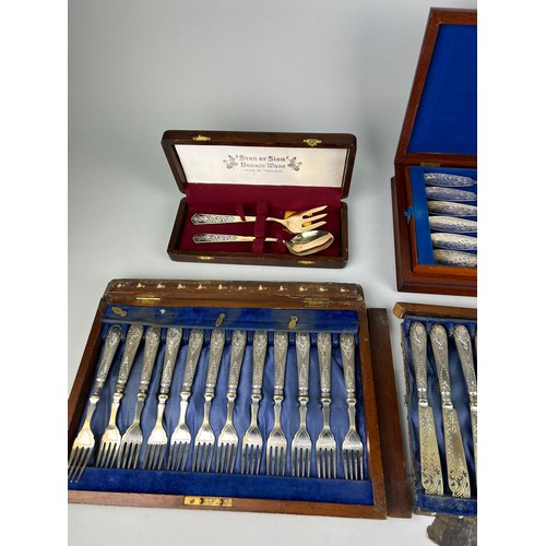 547 - SILVER PLATED CUTLERY TO INCLUDE A SET OF KNIVES AND FORKS, A SET OF SERVERS, THAI SERVERS (Qty)