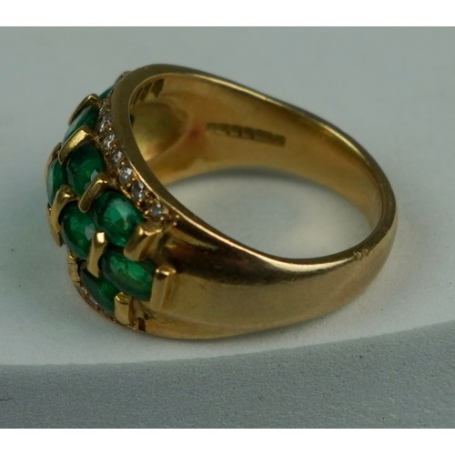 180 - AN EMERALD, DIAMOND AND 18CT GOLD RING, 

Weight 12.05gms