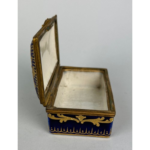 340 - A 19TH CENTURY SEVRES PORCELAIN TRINKET BOX, 

9cm x 5.5cm x 3.5cm 
With central painted panel to li... 