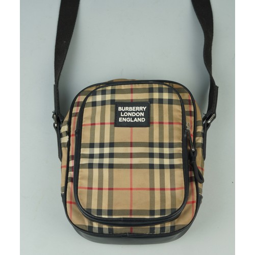 555 - BURBERRY NOVA CHECK SIDE BAG RRP: £840