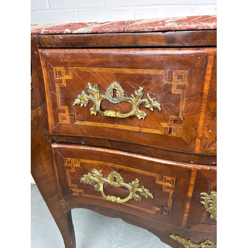 492 - A LATE 18TH CENTURY ITALIAN BOMBE COMMODE WITH PINK VARIEGATED MARBLE TOP, 

Brass mounts, handles a... 