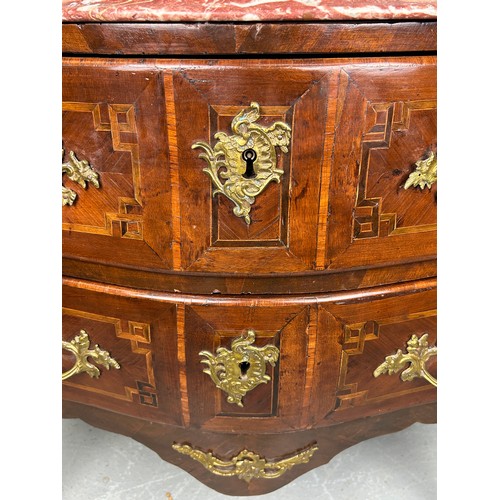 492 - A LATE 18TH CENTURY ITALIAN BOMBE COMMODE WITH PINK VARIEGATED MARBLE TOP, 

Brass mounts, handles a... 