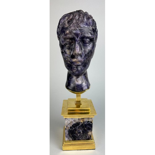 230 - AN EXCEPTIONAL BLUE JOHN OR FLUORITE BUST OF A ROMAN EMPEROR MOUNTED ON A BLUE JOHN AND GILT METAL S... 