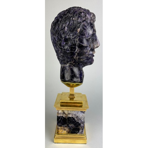 230 - AN EXCEPTIONAL BLUE JOHN OR FLUORITE BUST OF A ROMAN EMPEROR MOUNTED ON A BLUE JOHN AND GILT METAL S... 