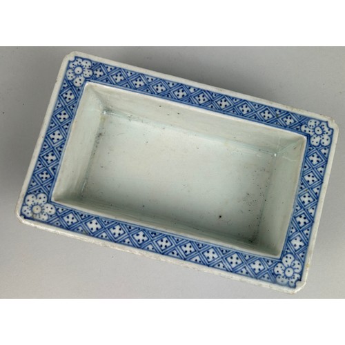 67 - A 20TH CENTURY BLUE AND WHITE PAINTED PORCELAIN JARDINIERE WITH RETICULATED SIDES,

17cm x 11cm x 5c... 