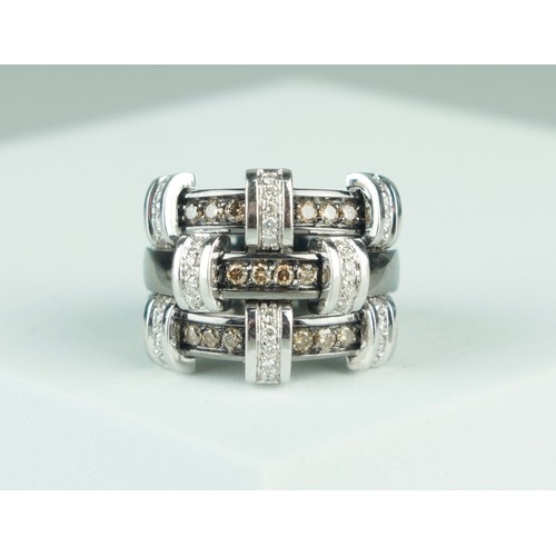 175 - 18CT WHITE GOLD & OXIDISED WHITE GOLD, 
DIAMOND & YELLOW GOLD RING 17.5gms