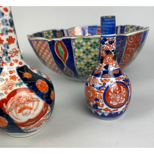 114K - A COLLECTION OF JAPANESE CERAMICS,