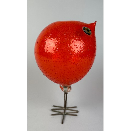 259 - ATTRIBUTED TO ALLESSANDRO PIANON (1931-1964) FOR PULCINO, ORANGE GLASS BIRD

H 22cm