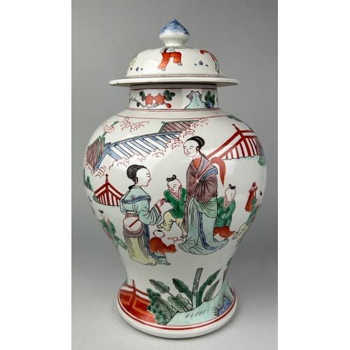 162 - A LARGE CHINESE BALUSTER WUCAI JAR, 

39cm in height. 

Republic period.