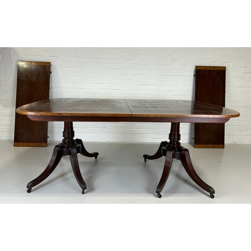 516 - IN THE MANNER OF WILLIAM TILLMAN: A REPRODUCTION MAHOGANY DINING TABLE, 

173cm x 123cm x 75cm