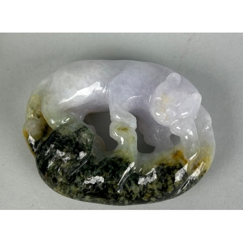 188 - A COLLECTION OF THREE CHINESE JADE ITEMS, 

To include belt hook with dragons head. 

Largest 11cm L