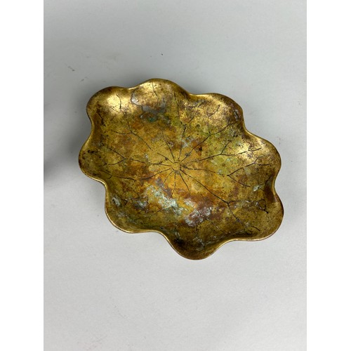 193 - TWO CHINESE BRONZES, 

Largest 19cm x 15cm x 11cm