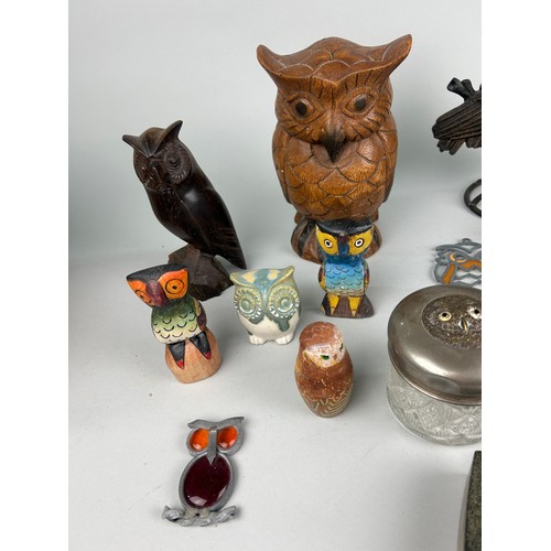 275 - A COLLECTION OF OWL RELATED ITEMS (QTY)