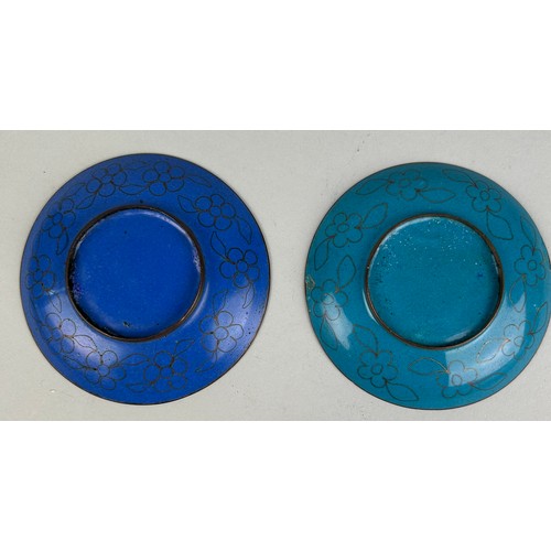 180A - A PAIR OF CLOISSONNE DISHES 

9cm x 9cm