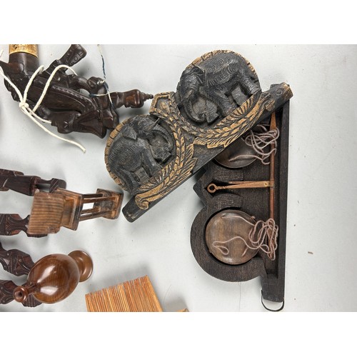 274 - A LARGE COLLECTION OF TREEN ITEMS (QTY)

Some 19th Century.